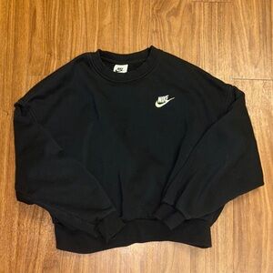 Nike Black Crewneck Sweatshirt